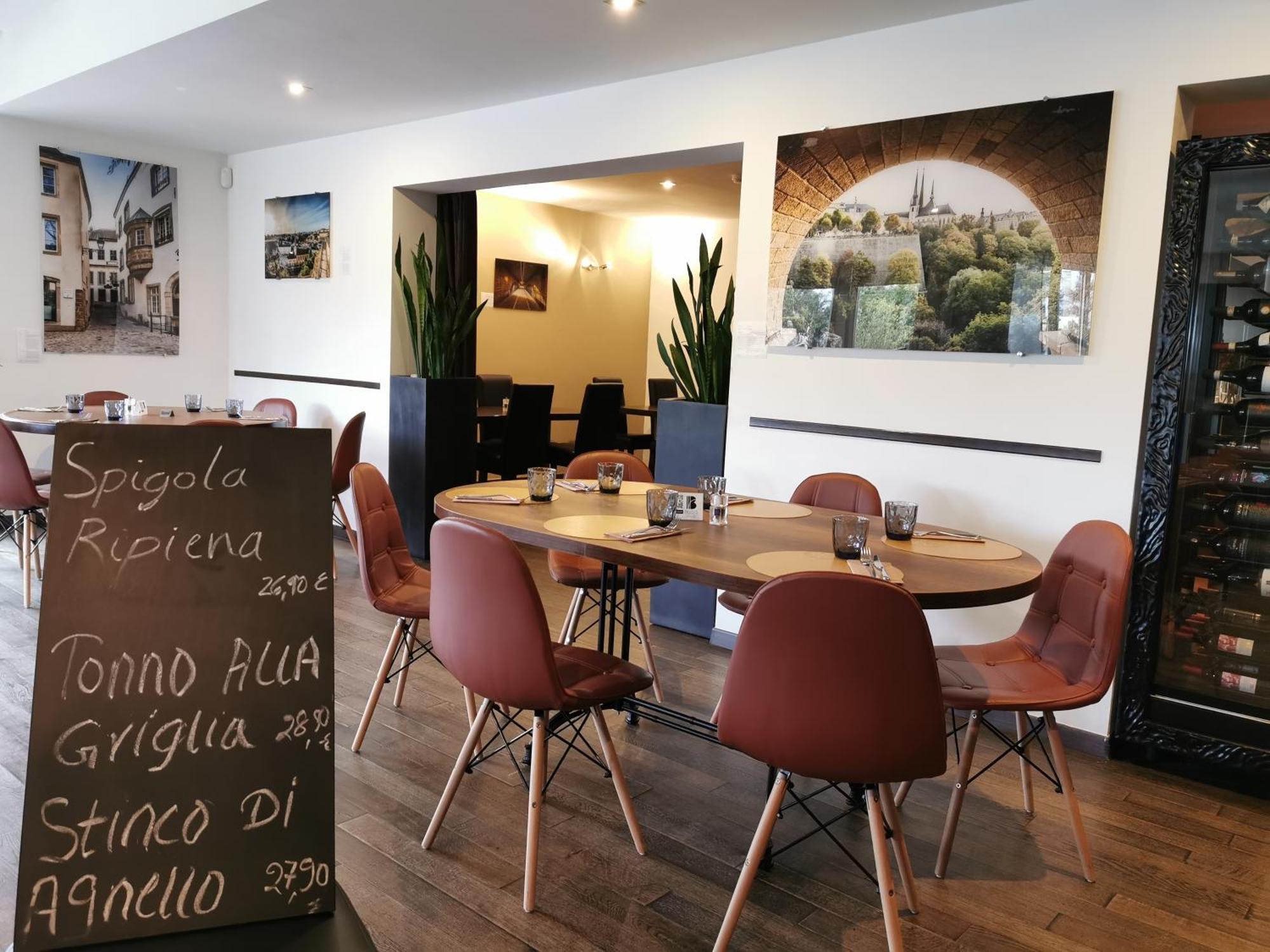 Bivius Hotel Restaurant Luxembourg 施特拉森 外观 照片