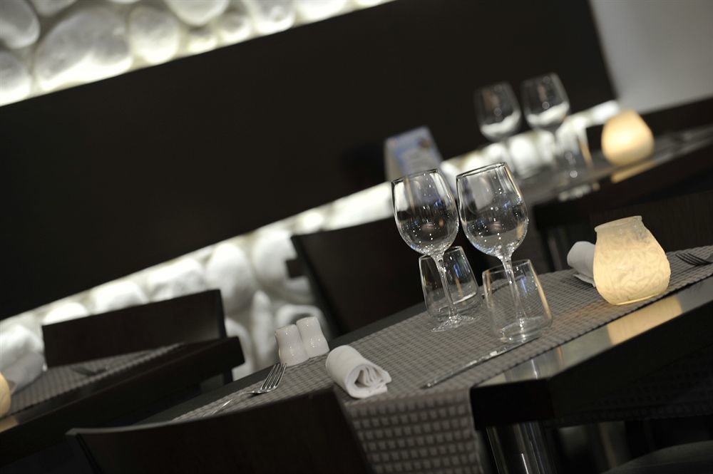 Bivius Hotel Restaurant Luxembourg 施特拉森 外观 照片